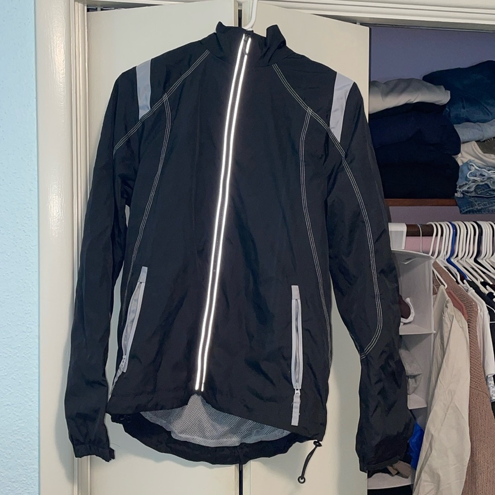 North end Windbreaker